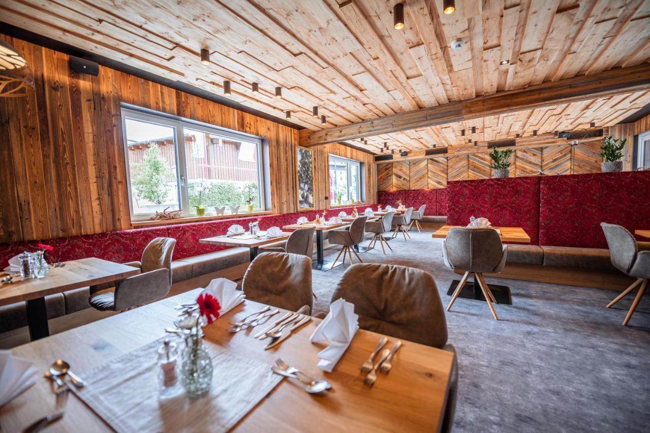 Hotel Lohningerhof Maria Alm am Steinernen Meer Luaran gambar