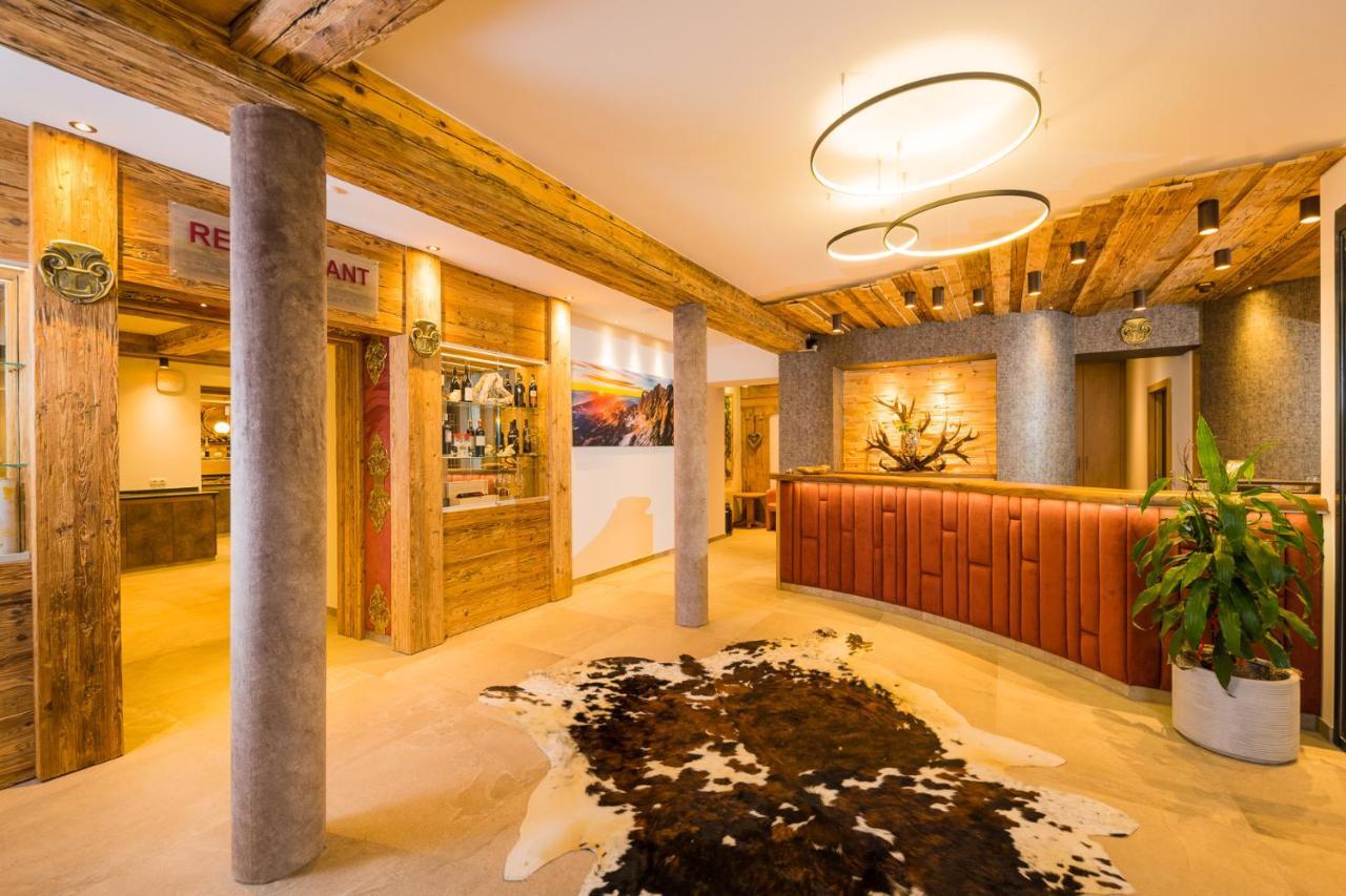 Hotel Lohningerhof Maria Alm am Steinernen Meer Luaran gambar